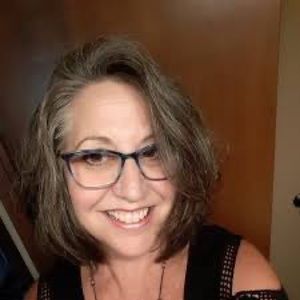 Meet your Posher, Debbie